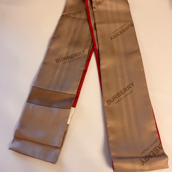 Scarf - Picture 6 of 10